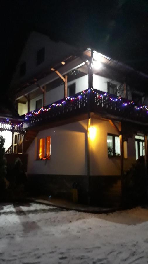 Molnar Vendeghaz Bed & Breakfast Praid Ngoại thất bức ảnh