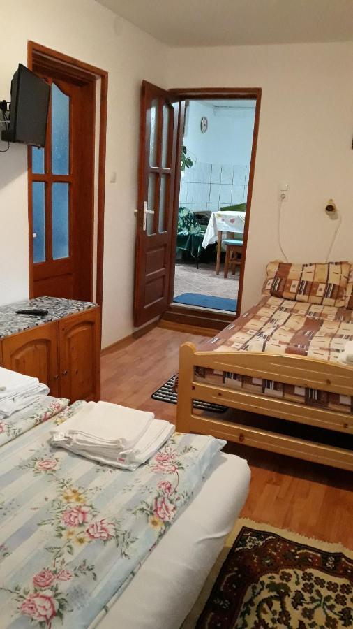 Molnar Vendeghaz Bed & Breakfast Praid Ngoại thất bức ảnh